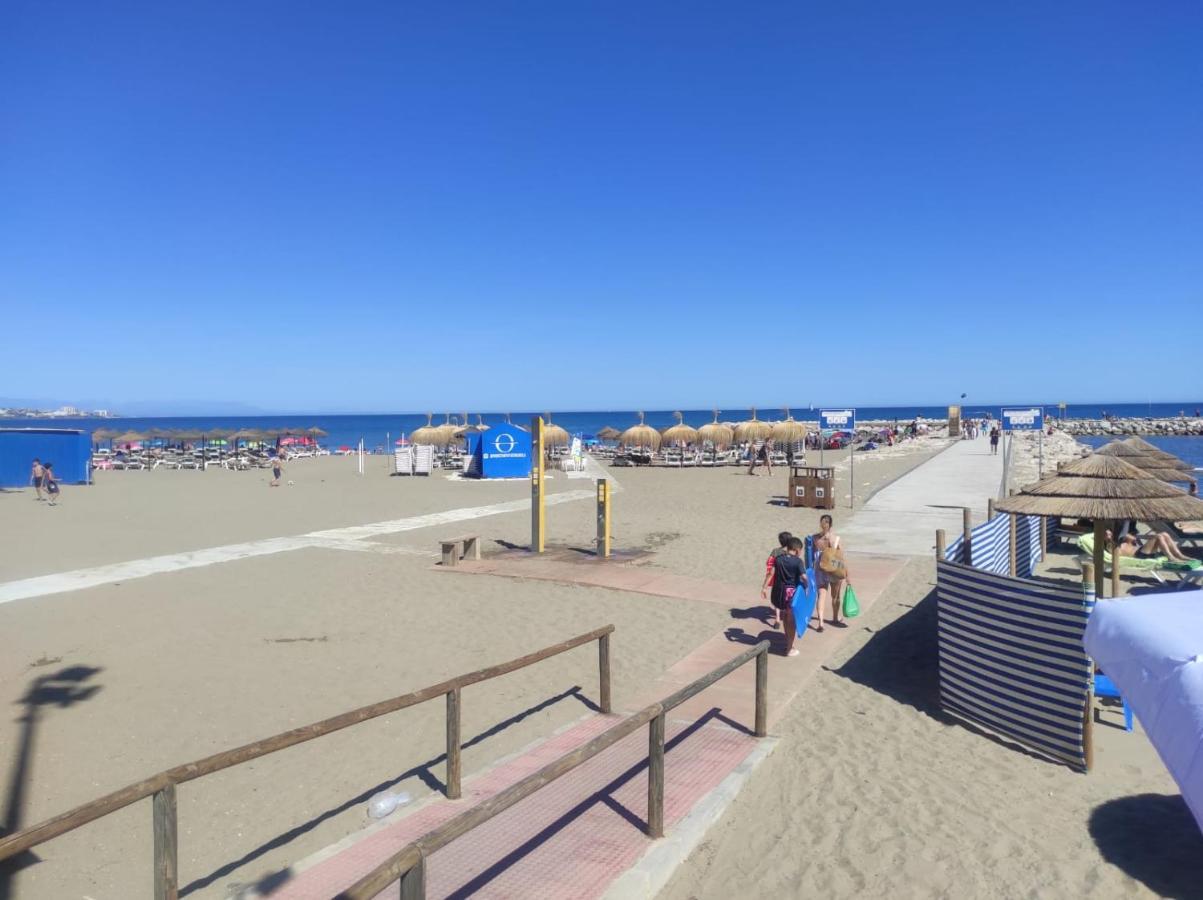 Los Boliches Holidays Suites Fuengirola Eksteriør billede